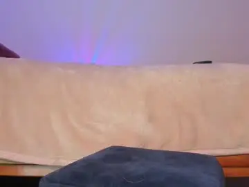 Chaturbate Best live sex cam show of emiily15_