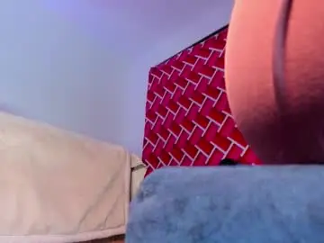 Chaturbate Sex Cam of emiily15_