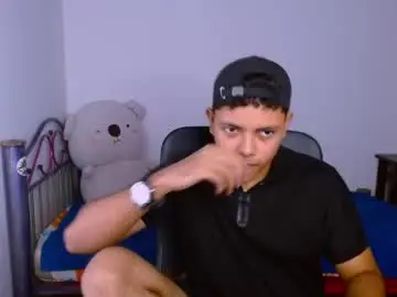 Chaturbate Best live sex cam show of levii_7