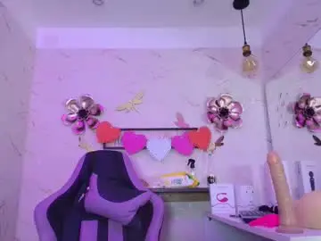 Chaturbate Adult Video Chat of natasha_adams___