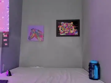 scarletmorgan2218 from chaturbate