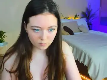 Chaturbate Adult Webcams of alluringeyess