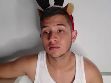 Chaturbate Best live sex cam show of harold_18_