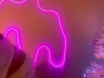 Chaturbate Adult Webcams of karalinely