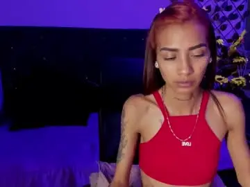 karlaslutskinny__ from chaturbate