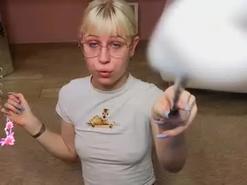 Chaturbate Live Sex Cam of call_me_heaven