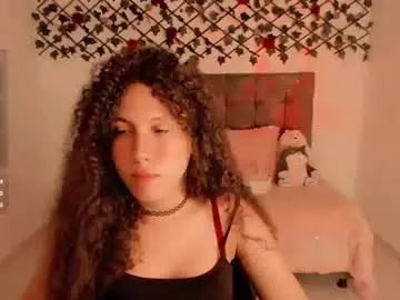 Chaturbate Watch Live Sex Cams of lilith_miller21