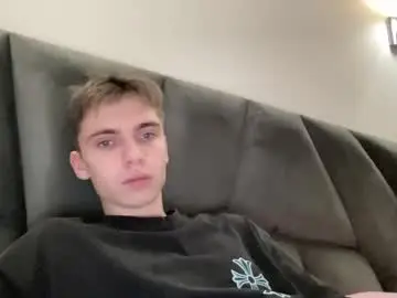 Chaturbate Nude Webcam of luis_7777