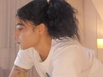 Chaturbate Best live sex cam show of riby_