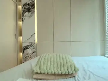 Chaturbate Live Sex Cam of naomi_52