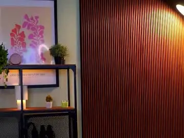 Chaturbate Free Live Porn of ravennadarcy