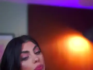 Chaturbate Sex Cam of ravennadarcy