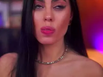 Chaturbate Watch Live Sex Cams of ravennadarcy