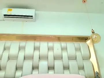 Chaturbate Free Porn Cam of tiffantyandstacy