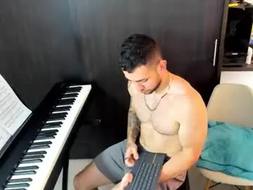 Chaturbate Best live sex cam show of _logan_s