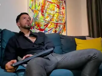 Chaturbate Nude Webcam of tommy_raym0ndg