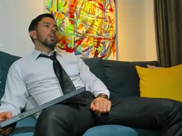 Chaturbate Live Sex Cam of tommy_raym0ndg