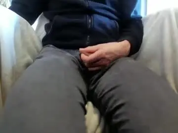 Chaturbate Live Sex Cam of traeumeer_2026