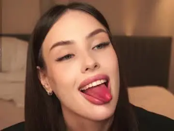 Chaturbate Live Sex Cam of vivid_girls