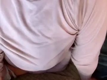 Chaturbate Live Sex Cam of erotic_vibe