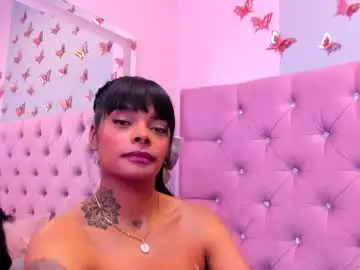 Chaturbate Free Porn Cam of emmaebony_