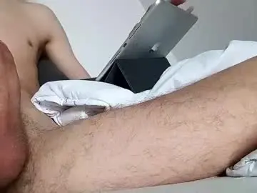 Chaturbate Live Sex Cam of flo187842