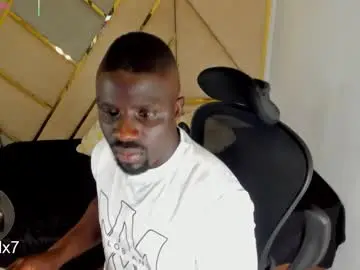 Chaturbate Live Porn of latrellx7