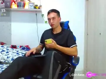 rolos_hot32 from chaturbate