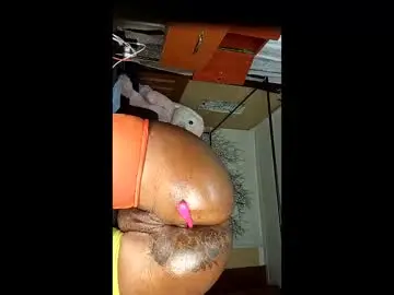 Chaturbate Live Sex Cam of beencee2