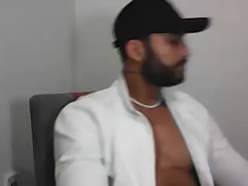 Chaturbate Free Porn Cam of claybrown_