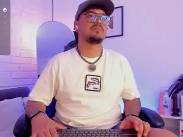 Chaturbate Sex Cam of daviidevans