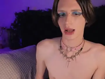 Chaturbate Adult Webcam of kira_long