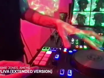 Chaturbate Sex Cam of alien8720