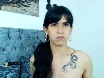 Chaturbate Watch Live Sex Cams of bella_poisonous
