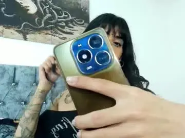 Chaturbate Sex Cam of bella_poisonous