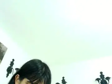 Chaturbate Watch Live Sex Cams of bella_poisonous