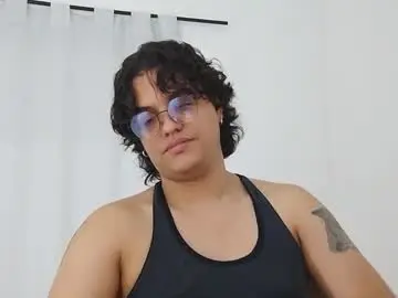 Chaturbate Adult Webcams of elkingthe