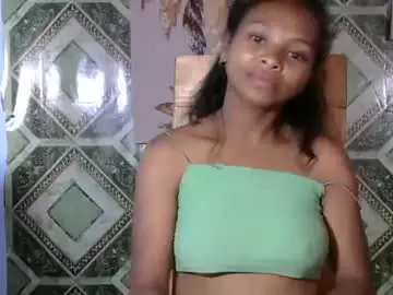 Chaturbate Nude Webcam of ella_kusih