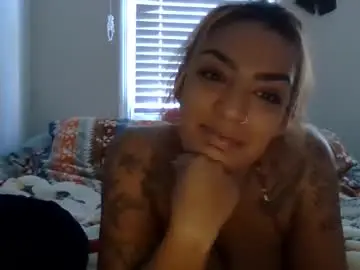 Chaturbate Watch Live Sex Cams of honeycutt1993