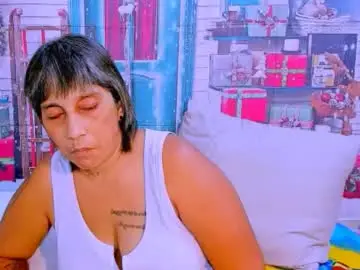 Chaturbate Adult Video Chat of indianroxy27