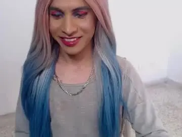 Chaturbate Best live sex cam show of hugedaneska