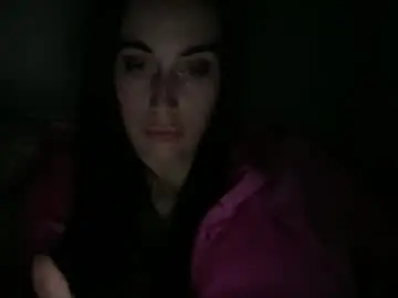 Chaturbate Live Sex Cam of cute_kriss94