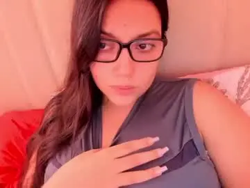 Chaturbate Free Live Porn of laracamille