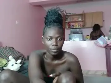 Chaturbate Best live sex cam show of luo_queen