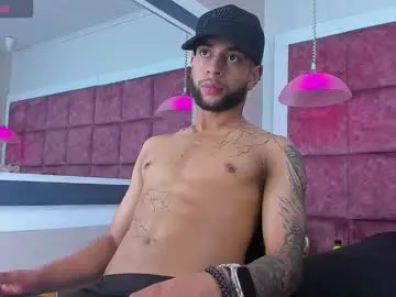 Chaturbate Sex Cam of aiden_cash7