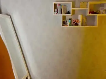 Chaturbate Live Sex Cam of camienevius