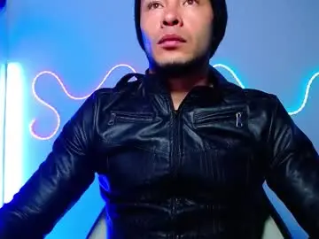 Chaturbate Watch Live Sex Cams of sebastian_025