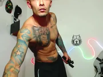 Chaturbate Free Live Porn of sebastian_025