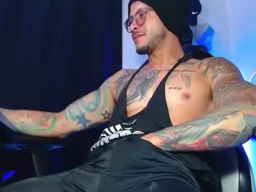 Chaturbate Nude Webcam of sebastian_025