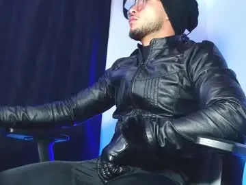 Chaturbate Free Live Porn of sebastian_025